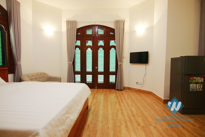Studio for rent in Xuan Dieu street, Tay Ho district, Hanoi